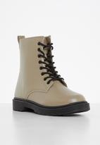Tom Tom - Chunky lace-up boot - taupe
