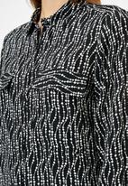 Koton - Classic neck long sleeve shirt - black patterned