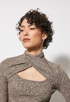 VELVET - Front cut out marled rib top - choc