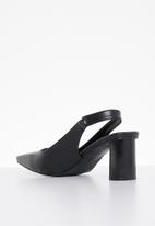 Superbalist - Lisa closed block heel - black