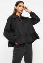 Glamorous - Oversized tiered blouse - black