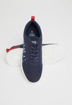 POLO - Caged athleisure runner - nautical