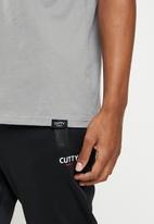 Cutty - Mens regular fit crew neck pocket T-shirt - grey