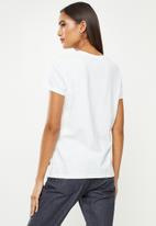 Levi’s® - The perfect tee pearlescent outline sugar swizzle - white