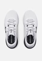 Under Armour - Ua charged rogue 3 - white / black / black