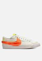 Nike - Blazer low '77 jumbo - sail/rush orange/atomic green