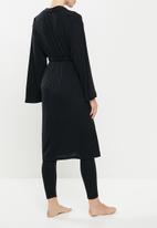 Superbalist - Maternity soft touch gown - black