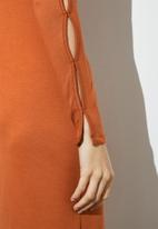 VELVET - Split sleeve soft knit column midi dress - rust