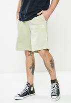 Converse - Embroidered star chevron french terry short - olive
