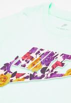 Nike - Nkg wallpaper floral futura - mint foam
