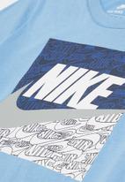 Nike - Nkb practice makes futura logo tee - university blue