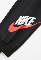 Nike - Nkb b nsw nike read tricot set - black