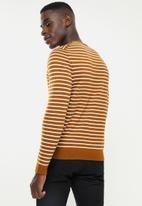 Only & Sons - Koby stripe crew knit - tan