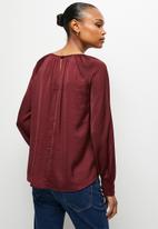MILLA - Satin gauged neck blouse - berry