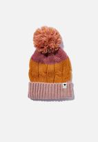Cotton On - Winter cable beanie - very berry/tumeric latte/zephyr