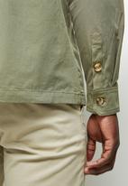 Lark & Crosse - Regular fit cotton twill shirt - khaki