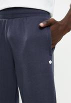adidas Originals - Essential Trefoil Pant - shadow navy