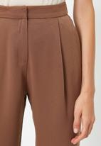 Koton - High waist carrot trousers - brown
