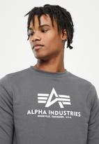 Alpha Industries - Alpha basic crew - grey