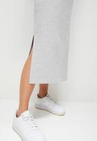 Blake - Midi sweater dress printed - grey melange