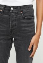 Levi’s® - Wedgie straight cut and dry jeans - black