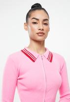 Glamorous - Petite contrast collar zip up cardigan - pink