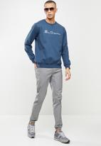 Ben Sherman - Check emb crew fleece sweater - blue
