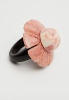 MANGO - Resin flower ring - pink