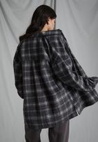 Factorie - Oversize check shirt - midnight grey check