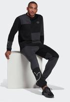 adidas Originals - SPRT Crewneck Sweatshirt- black & carbon