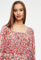 Missguided - Shirred waist tiered long sleeve dress - multi