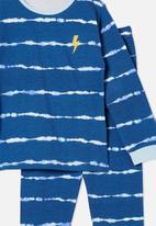 Cotton On - Orlando long sleeve pyjama set - petty blue/linear tie dye
