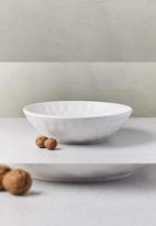 Maxwell & Williams - Gravity coupe serving bowl 32cm – white