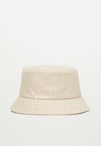 MANGO - Bucket hat with logo - ecru