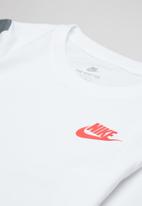 Nike - Nkb nike amplify block - white