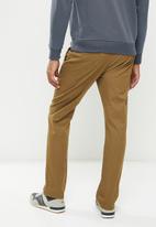 Giordano - Slim fit tapered pants - coyote brown