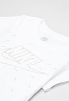 Nike - Nkg futura swoosh glide - white