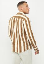 Only & Sons - Onsbryce long sleeve reg stripe twill shirt - white & brown