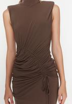 Trendyol - Sleeveless turtleneck dress- brown