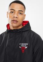 NBA - Bulls tr jacket - black