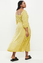 Me&B - Plus spot bodice tea dress - yellow & black