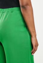 Me&B - Plus flare high waist trousers - emerald