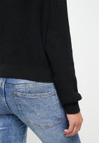 Cotton On - Bump friendly everyday crop pullover - black