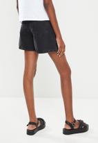 Trendyol - Pleated denim shorts - black