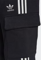 adidas Originals - Adicolor 3-Stripes Cargo Slim Joggers  - black