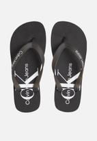 CALVIN KLEIN - Beach sandal monogram tpu - black