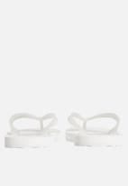 CALVIN KLEIN - Beach sandal monogram tpu - bright white