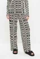 Me&B - Plisse with digital print trousers - stone