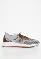 POLO - 3d knitted runner - grey