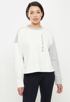 PUMA - Bmw mms wmn re:collection relaxed crew tr - white & grey